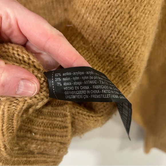 Zara Knit Tan Crewneck Chunky Oversized Long Sleeve Sweater Women’s Size Small - Picture 3 of 5